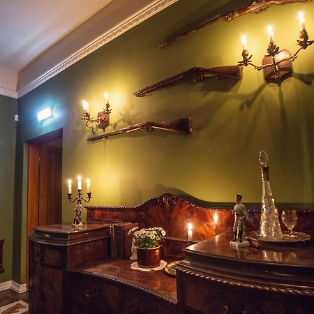 Pakruojis Manor'S Palace Boutique Hotel ภายนอก รูปภาพ