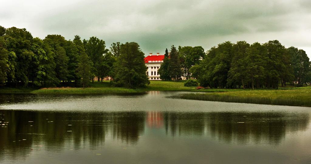 Pakruojis Manor'S Palace Boutique Hotel ภายนอก รูปภาพ
